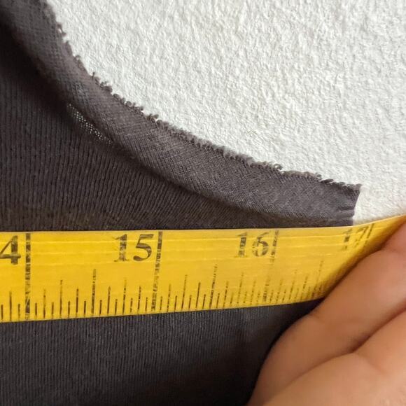 Gray Ruffle Front Tank Top, Office Siren Minimalist Casual‎ Boho Vintage Small - Picture 7 of 7